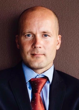 Headshot photo of Antti Pentikaïnen